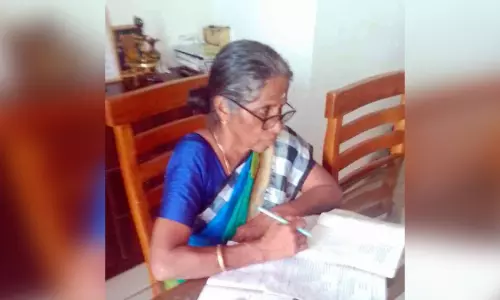 വായനയുടെ തങ്കത്തിളക്കം വായനയുടെ തങ്കത്തിളക്കം