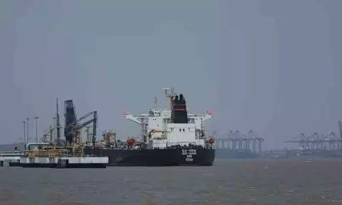 റഷ്യയിൽ നിന്നുള്ള എണ്ണ ഇറക്കുമതിയിൽ ഇന്ത്യക്ക് സർവകാല റെക്കോർഡ്, പ്രതിദിനം 27 ലക്ഷം ബാരൽ