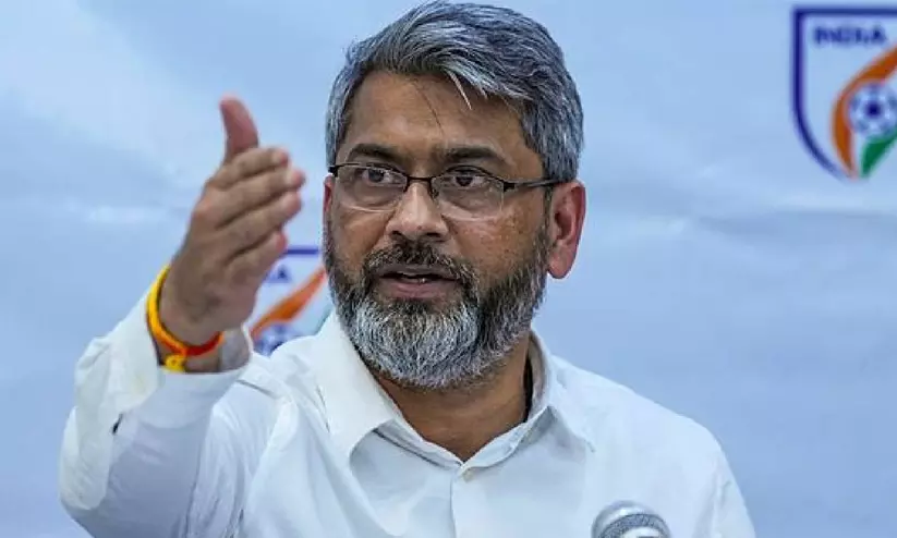 ലോകകപ്പ് യോഗ്യതയില്ല, ഏഷ്യൻ കപ്പുമില്ല; ഫുട്ബാൾ വികസനം മറന്ന് വന്ദേമാതരവും ഭാരത് പേരുമാറ്റവും ചർച്ചയാക്കി ഫെഡറേഷൻ ലോകകപ്പ് യോഗ്യതയില്ല, ഏഷ്യൻ കപ്പുമില്ല; ഫുട്ബാൾ വികസനം മറന്ന് വന്ദേമാതരവും ഭാരത് പേരുമാറ്റവും ചർച്ചയാക്കി ഫെഡറേഷൻ