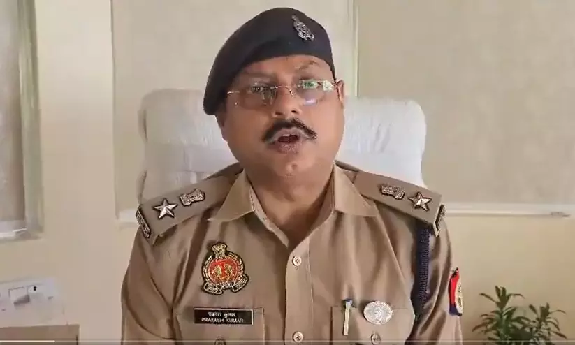 യു.പിയിൽ പശുവിനെ കൊന്നു; അന്വേഷണത്തിൽ മുസ്ലിം യുവാക്കളെ കുടുക്കാൻ കെട്ടിച്ചമച്ചതെന്ന് തെളിഞ്ഞു, ഗ്രാമമുഖ്യൻ അടക്കം മൂന്നുപേർ അറസ്റ്റിൽ യു.പിയിൽ പശുവിനെ കൊന്നു; അന്വേഷണത്തിൽ മുസ്ലിം യുവാക്കളെ കുടുക്കാൻ കെട്ടിച്ചമച്ചതെന്ന് തെളിഞ്ഞു, ഗ്രാമമുഖ്യൻ അടക്കം മൂന്നുപേർ അറസ്റ്റിൽ