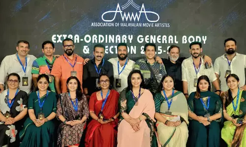 അമ്മ ഭരണ സമിതിയിലെ മുഴുവൻ അംഗങ്ങളും രാജിവെച്ചു അമ്മ ഭരണ സമിതിയിലെ മുഴുവൻ അംഗങ്ങളും രാജിവെച്ചു