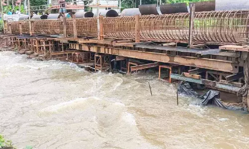 ആലുക്കൽച്ചിറ താൽക്കാലിക നടപ്പാത നിർമിക്കണം -എ.സി. മൊയ്തീൻ എം.എൽ.എ