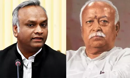 ആർ.എസ്.എസിനോട് രേഖകൾ ഹാജരാക്കാൻ നിർദേശം; നിയമനടപടിക്ക് സാധ്യതയെന്ന് പ്രിയങ്ക് ഖാർഗെ ആർ.എസ്.എസിനോട് രേഖകൾ ഹാജരാക്കാൻ നിർദേശം; നിയമനടപടിക്ക് സാധ്യതയെന്ന് പ്രിയങ്ക് ഖാർഗെ