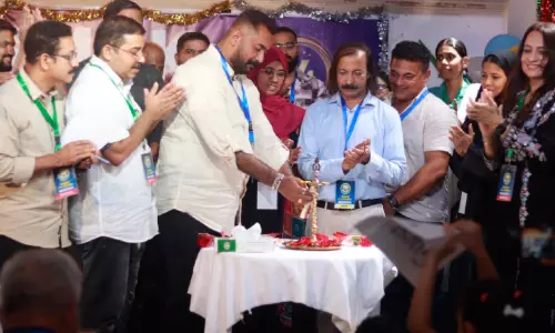 റി​യാ​ദി​ൽ ഒ​ല​യ ‘എ​സ്.​എം.​സി കൂ​ട്ടാ​യ്മ’ വാ​ർ​ഷി​കാ​ഘോ​ഷം; ആദരവും കലാപരിപാടികളുമായി വർണാഭമായ ചടങ്ങ്