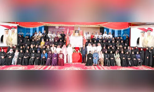 ഭരണ നേതൃത്വത്തോടുള്ള കൂറും വിശ്വാസ്യതയും പുതുക്കി അൽ നൂർ ഇന്റർനാഷനൽ സ്കൂൾ