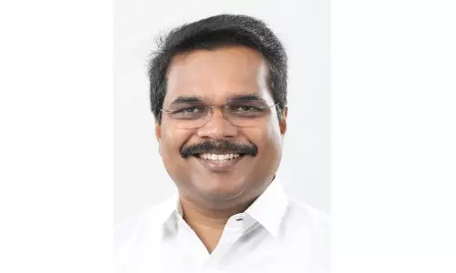 പു​തി​യ​ങ്ങാ​ടി​യി​ൽ ഹാ​ർ​ബ​റി​ന് സാ​ധ്യ​ത തെ​ളി​യു​ന്നു;സാ​ധ്യ​ത പ​ഠ​നം ന​ട​ത്തു​മെ​ന്ന് മ​ന്ത്രി അ​ബ്ദു​ൽ ഗ​ഫൂ​ർ