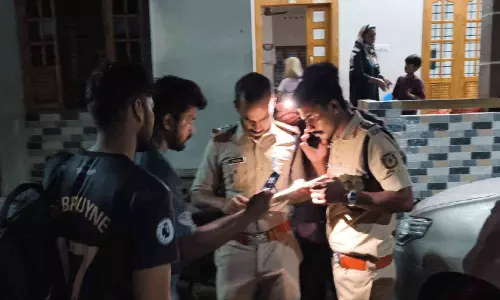 പു​ന​ർ​ഗേ​ഹ​മാ​യി​ല്ല: മ​ത്സ്യ​ത്തൊ​ഴി​ലാ​ളി​ക​ൾ പെ​രു​വ​ഴി​യി​ൽ