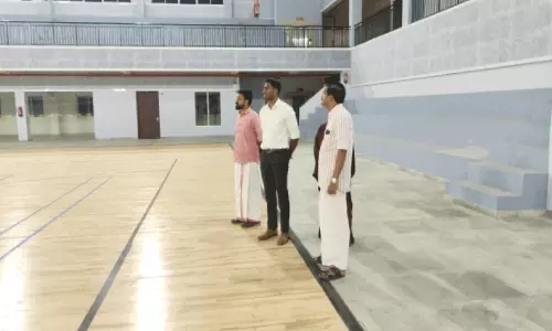 നടക്കാവ്​ സ്റ്റേഡിയം ഉടൻ തുറക്കും; കലക്ടർ സന്ദർശിച്ചു