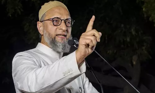 വിദേശനയം തിരുത്തിയെഴുതുന്ന സമീപനം; ഖാംനഈയുടെ സംസ്കാര ചടങ്ങിൽ മോദി പങ്കെടുക്കണമെന്ന് അസദുദ്ദീൻ ഉവൈസി