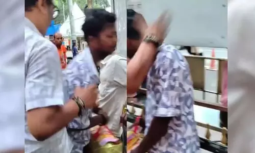 ‘മുസ്‌ലിമാണോ? ആധാർ കാണിക്കൂ, ക്ഷേത്ര പരിസരത്ത് മതപരമായ വസ്തുക്കൾ വിൽക്കരുത്’;കാമാഖ്യ മേളയിൽ മുസ്‌ലിം കച്ചവടക്കാരെ ആക്രമിച്ചതായി പരാതി
