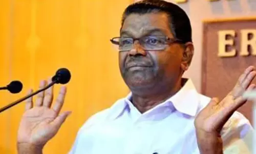 മുഖ്യമന്ത്രി നെഗറ്റീവായി പ്രതികരിക്കുന്ന വ്യക്തിയല്ല, എഴുന്നേറ്റുനിന്ന് പറയുന്നതായിരിക്കും സഭാ രേഖയിലുണ്ടാവുക -സ്പീക്കർ