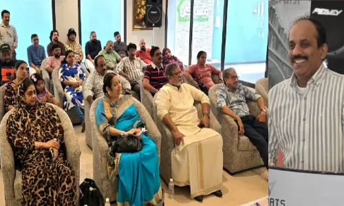 വാ​യ​ന​ദി​നം: പു​സ്ത​ക, സി​നി​മാ സം​വാ​ദം കൊ​ണ്ട് സ​ർ​ഗ സ​ദ​സ്സൊ​രു​ക്കി സ​മീ​ക്ഷ
