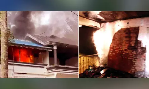 വെഞ്ഞാറമൂട്ടില്‍ വീടിന് തീപിടിച്ച് ഒന്നാംനില പൂര്‍ണമായും കത്തിനശിച്ചു, വന്‍ നാശനഷ്ടം