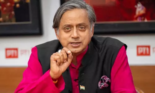 shashi tharoor