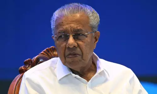 പ്രോട്ടോക്കോൾ വിഭാഗത്തിന്റെ വീഴ്ച: പ്രതിപക്ഷ നേതാവിന്റെ വിമാന യാത്ര മുടങ്ങി