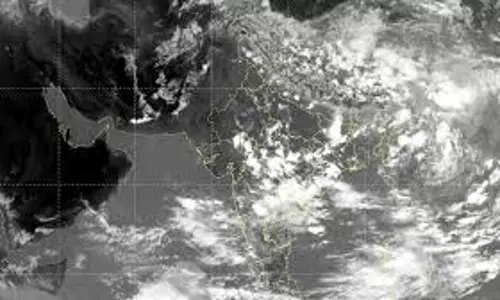 മൺസൂൺ എവിടെപ്പോയി? ഇന്ത്യയ്ക്ക് മുകളിൽ തെളിഞ്ഞ ആകാശം; ആശങ്കയുണർത്തി സാറ്റ് ലൈറ്റ് ചിത്രങ്ങൾ