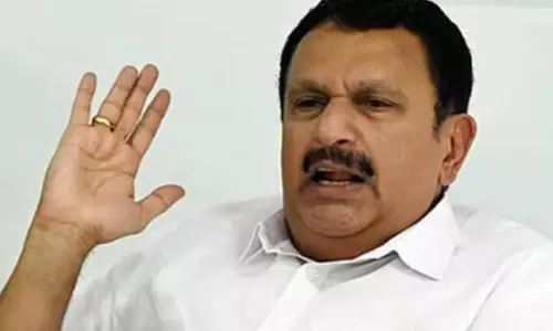 വീര്യം കുറഞ്ഞ മദ്യത്തിനല്ലേ നികുതി കുറച്ചത്, വീര്യം കൂടിയതിനല്ലല്ലോ: വീര്യം കുറഞ്ഞ മദ്യത്തിന് നികുതിയിളവ് തീരുമാനത്തെ ന്യായീകരിച്ച് കെ. മുരളീധരൻ