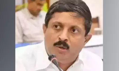 ബസ് ചാർജ്ജ് വർധന പരിഗണനയിൽ; അടുത്ത മന്ത്രിസഭ യോഗത്തിന് മുമ്പാകെ ഈ നിർദേശം അവതരിപ്പിക്കും -മന്ത്രി ബസ് ചാർജ്ജ് വർധന പരിഗണനയിൽ; അടുത്ത മന്ത്രിസഭ യോഗത്തിന് മുമ്പാകെ ഈ നിർദേശം അവതരിപ്പിക്കും -മന്ത്രി