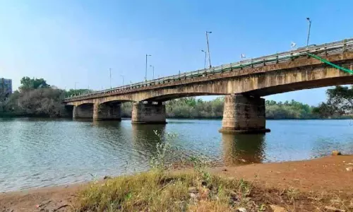 പെരുമ്പയിൽ വരുമോ പുതിയ പാലം...?