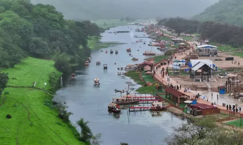 ഖരീഫ് സീസണിലെ അനധികൃത സാഹസിക ടൂറിസത്തിനെതിരെ മുന്നറിയിപ്പുമായി ഒമാൻ ഖരീഫ് സീസണിലെ അനധികൃത സാഹസിക ടൂറിസത്തിനെതിരെ മുന്നറിയിപ്പുമായി ഒമാൻ