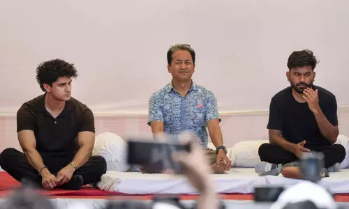 Activist Sonam Wangchuk and Cockroach Janta Party founder Abhijeet Dipke Activist Sonam Wangchuk and Cockroach Janta Party founder Abhijeet Dipke