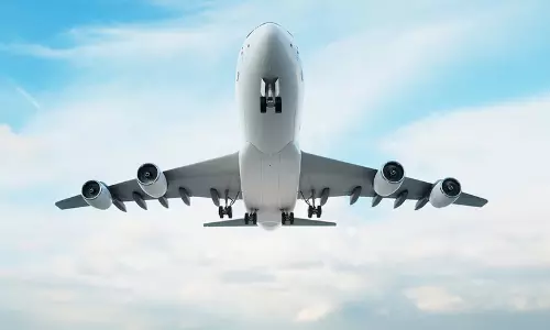 ക്രൂഡ് ഓയിൽ വിപണിയിലെ ഇളവ്; ഇന്ത്യയിൽ വിമാന ഇന്ധന വില ലിറ്ററിന് 5 രൂപ കുറച്ചു