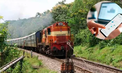 ട്രെയിനുകൾ തത്സമയം ട്രാക്ക് ചെയ്യാം, വൈകിയാൽ ഓട്ടോമാറ്റിക് അലർട്ടും; കൃത്യനിഷ്ഠ ഉറപ്പാക്കാൻ റെയിൽവേയുടെ ‘പങ്ച്വാലിറ്റി ബി.സെഡ്‌.എ’ ആപ്പ്