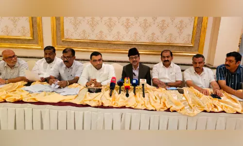 പ്രവാസികൾക്കായി ആരോഗ്യ സുരക്ഷ പാക്കേജും; നിക്ഷേപ പദ്ധതിയുമായി സൗദി കെ.എം.സി.സി പ്രവാസികൾക്കായി ആരോഗ്യ സുരക്ഷ പാക്കേജും; നിക്ഷേപ പദ്ധതിയുമായി സൗദി കെ.എം.സി.സി