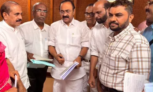 യാത്രാദുരിതം; മലബാർ ട്രെയിൻ പാസഞ്ചേഴ്സ് വെൽഫെയർ അസോസിയേഷൻ മുഖ്യമന്ത്രിക്ക് നിവേദനം നൽകി