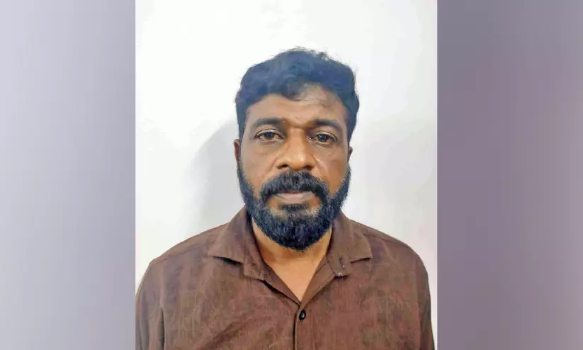 വിധവക്ക് വിവാഹ വാഗ്ദാനം നൽകി പീഡിപ്പിച്ച് ലക്ഷങ്ങൾ തട്ടിയ യുവാവ് അറസ്റ്റിൽ വിധവക്ക് വിവാഹ വാഗ്ദാനം നൽകി പീഡിപ്പിച്ച് ലക്ഷങ്ങൾ തട്ടിയ യുവാവ് അറസ്റ്റിൽ