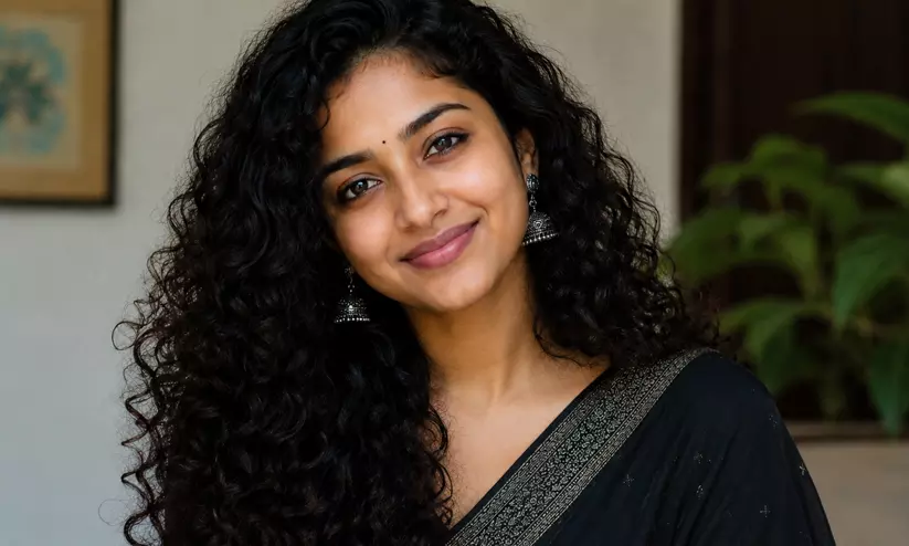 മനോഹരമായ ചുരുണ്ട മുടി നിലനിർത്താൻ തുടക്കക്കാർ അറിഞ്ഞിരിക്കേണ്ടത്! മനോഹരമായ ചുരുണ്ട മുടി നിലനിർത്താൻ തുടക്കക്കാർ അറിഞ്ഞിരിക്കേണ്ടത്!