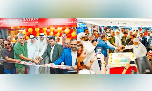 കുവൈത്തിൽ 50 സ്റ്റോറുകളുമായി ഗ്രാൻഡ് ഹൈപ്പർ;  മാലിയയിൽ പുതിയ സ്റ്റോർ ഉദ്‌ഘാടനം ചെയ്തു