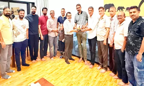 വി.സി. നിയാസിന് യാത്രയയപ്പ്