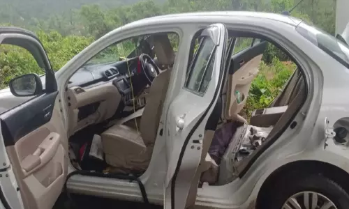 പയ്യന്നൂരിലെ ആഭരണ വ്യാപാരിയെ തട്ടിക്കൊണ്ടുപോയി കൊള്ളയടിച്ച കേസിൽ നിർണായക വഴിത്തിരിവ് പയ്യന്നൂരിലെ ആഭരണ വ്യാപാരിയെ തട്ടിക്കൊണ്ടുപോയി കൊള്ളയടിച്ച കേസിൽ നിർണായക വഴിത്തിരിവ്
