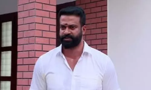 ബി.ജെ.പി കൗൺസിലർ സുഗതന്റെ ജാമ്യാപേക്ഷ തള്ളി, വിയ്യൂർ ജയിലിൽ തുടരും ബി.ജെ.പി കൗൺസിലർ സുഗതന്റെ ജാമ്യാപേക്ഷ തള്ളി, വിയ്യൂർ ജയിലിൽ തുടരും