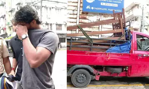 ഹോസ്റ്റലിൽ നിന്ന് കട്ടിലുകൾ മോഷ്ടിക്കാൻ ശ്രമിച്ച മുൻ വിദ്യാർഥി പിടിയിൽ ഹോസ്റ്റലിൽ നിന്ന് കട്ടിലുകൾ മോഷ്ടിക്കാൻ ശ്രമിച്ച മുൻ വിദ്യാർഥി പിടിയിൽ