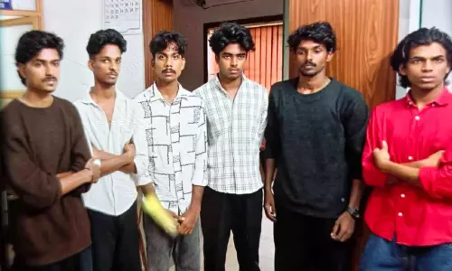 അടക്കയും പാത്രങ്ങളും മോഷ്ടിക്കുന്ന ആറംഗ സംഘം പിടിയില്‍