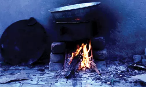 അടുക്കളക്കവിതകള് അടുക്കളക്കവിതകള്