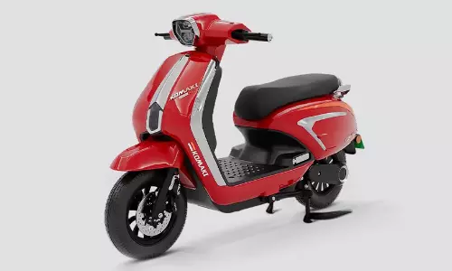 Komaki XR7