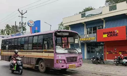 പനച്ചമൂട്ടില്‍ തമിഴ്‌നാട് ട്രാന്‍സ്‌പോര്‍ട്ട് ബസിന് നേരെ ആക്രമണം