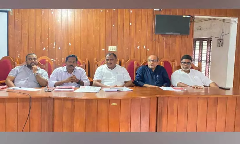 മഞ്ചേശ്വരത്തെ കുടിവെള്ളക്ഷാമം മാസ്റ്റർ പ്ലാൻ തയാറാക്കും മഞ്ചേശ്വരത്തെ കുടിവെള്ളക്ഷാമം മാസ്റ്റർ പ്ലാൻ തയാറാക്കും