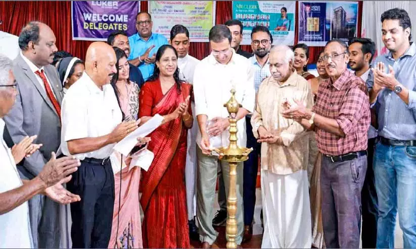 ഉപഭോക്താവിന്റെ അവകാശങ്ങള് സംരക്ഷിക്കപ്പെടണം -മന്ത്രി റോജി എം. ജോണ് ഉപഭോക്താവിന്റെ അവകാശങ്ങള് സംരക്ഷിക്കപ്പെടണം -മന്ത്രി റോജി എം. ജോണ്