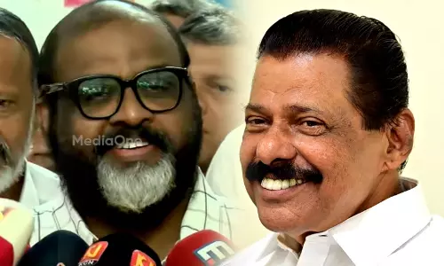 ‘സി.പി.എമ്മുകാർ ആരും പ്രിയദർശിനിയിൽ കയറരുതെന്ന് ഗോവിന്ദൻ മാഷ് എന്താ പറയാത്തത്? എങ്കിൽ 35% പേർ കയറില്ലല്ലോ...’ -മന്ത്രി സി.പി. ജോൺ ‘സി.പി.എമ്മുകാർ ആരും പ്രിയദർശിനിയിൽ കയറരുതെന്ന് ഗോവിന്ദൻ മാഷ് എന്താ പറയാത്തത്? എങ്കിൽ 35% പേർ കയറില്ലല്ലോ...’ -മന്ത്രി സി.പി. ജോൺ