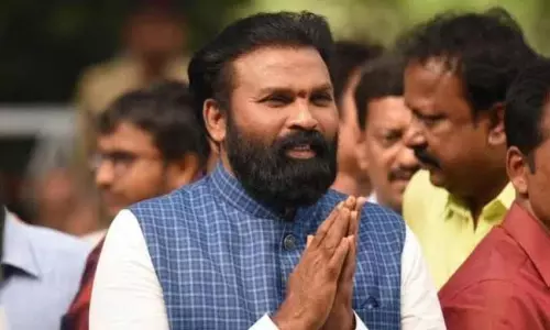 Former Minister B. Sriramulu