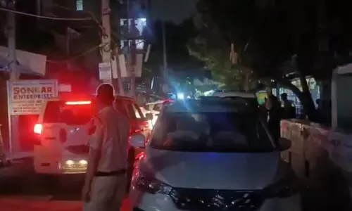 ഉഗാണ്ടൻ വനിത ഡൽഹിയിൽ അപകടത്തിൽ മരിച്ചു; ഇടിച്ച വാഹനം നിർത്താതെ പോയി ഉഗാണ്ടൻ വനിത ഡൽഹിയിൽ അപകടത്തിൽ മരിച്ചു; ഇടിച്ച വാഹനം നിർത്താതെ പോയി