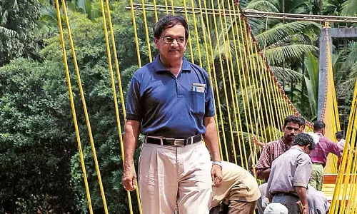 തൂക്കി, 140 തൂക്കുപാലങ്ങൾ; ഇത് ഗ്രാമങ്ങളെ പുറംലോകം കാണിച്ച എൻജിനീയർ