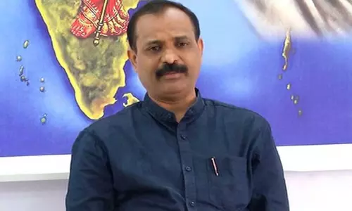 നഗരത്തിലെ മാലിന്യ നീക്കം പ്രതിസന്ധി സമ്മതിച്ച് മേയർ; ബദൽ സംവിധാനം ആലോചനയിൽ നഗരത്തിലെ മാലിന്യ നീക്കം പ്രതിസന്ധി സമ്മതിച്ച് മേയർ; ബദൽ സംവിധാനം ആലോചനയിൽ