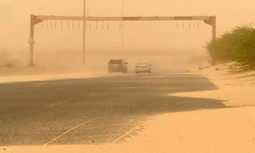 https://www.madhyamam.com/tags/dust-storm https://www.madhyamam.com/tags/dust-storm