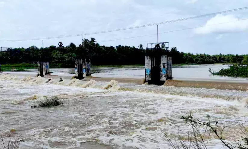 കനത്ത മഴയിൽ വ്യാപക നാശം കനത്ത മഴയിൽ വ്യാപക നാശം