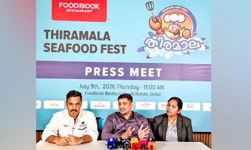 രുചിയുടെ തിരയിളക്കവുമായി ഫുഡ്ബുക്ക് റെസ്റ്റോറന്റുകളിൽ ‘തിരമാല സീഫുഡ് ഫെസ്റ്റ്’ തുടങ്ങി രുചിയുടെ തിരയിളക്കവുമായി ഫുഡ്ബുക്ക് റെസ്റ്റോറന്റുകളിൽ ‘തിരമാല സീഫുഡ് ഫെസ്റ്റ്’ തുടങ്ങി